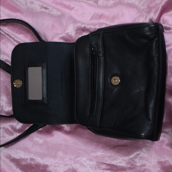 Black Mini LeatherBag W/Removable Shoulder Strap - Picture 2 of 4